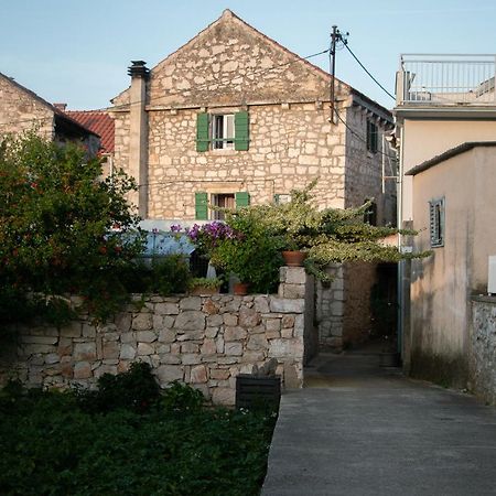 Apartment Stari Murter Exterior foto